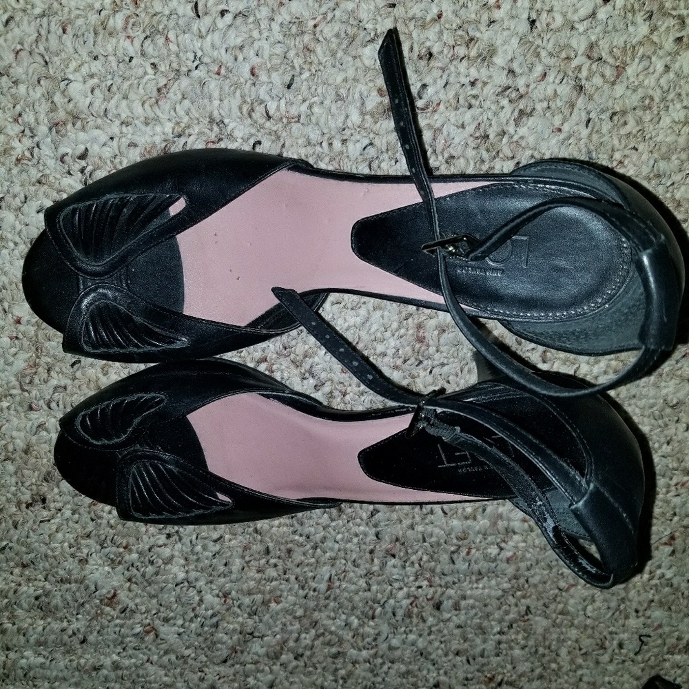 Loft Sandal - Picture 3 of 6